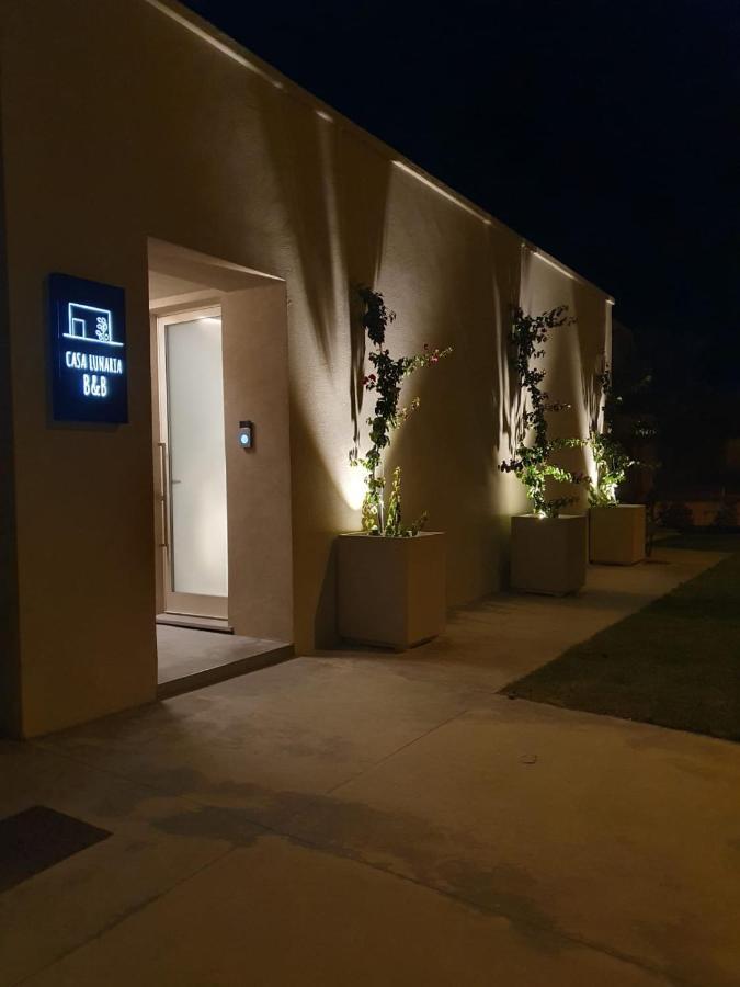 Casa Lunaria B&B ปอร์โต ซันเตลปีดิโอ ภายนอก รูปภาพ