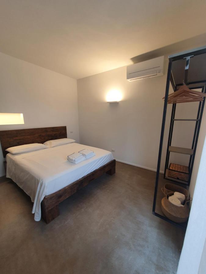 Casa Lunaria B&B ปอร์โต ซันเตลปีดิโอ ภายนอก รูปภาพ