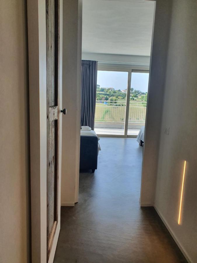 Casa Lunaria B&B ปอร์โต ซันเตลปีดิโอ ภายนอก รูปภาพ
