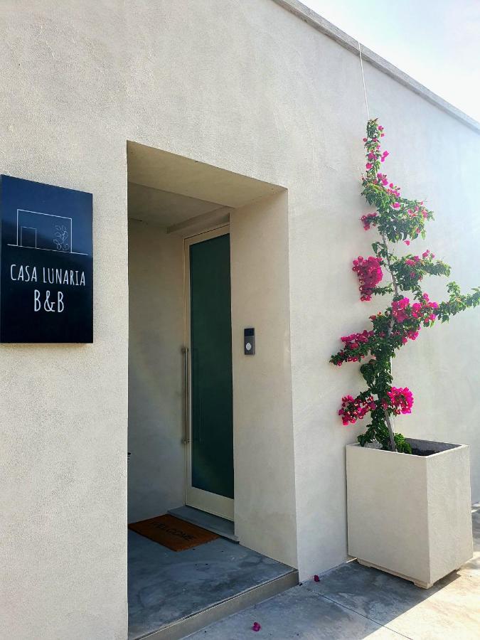 Casa Lunaria B&B ปอร์โต ซันเตลปีดิโอ ภายนอก รูปภาพ