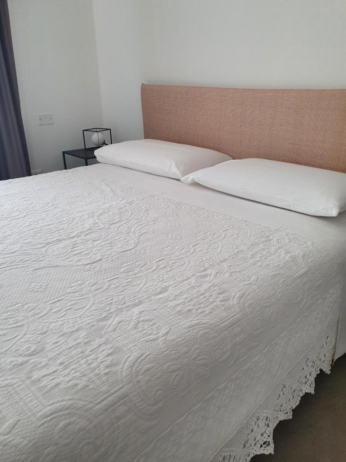 Casa Lunaria B&B ปอร์โต ซันเตลปีดิโอ ภายนอก รูปภาพ